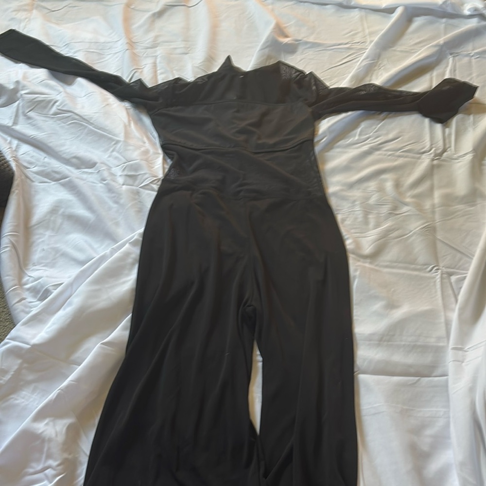 All black body suit